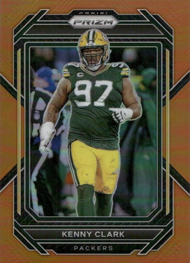 2022 Panini Prizm Football Orange Kenny Clark #110