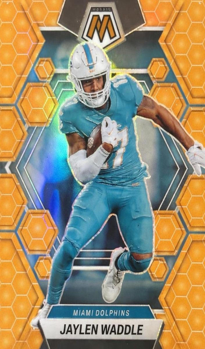 2023 Panini Mosaic Football Honeycomb Jaylen Waddle #145 PSA 9