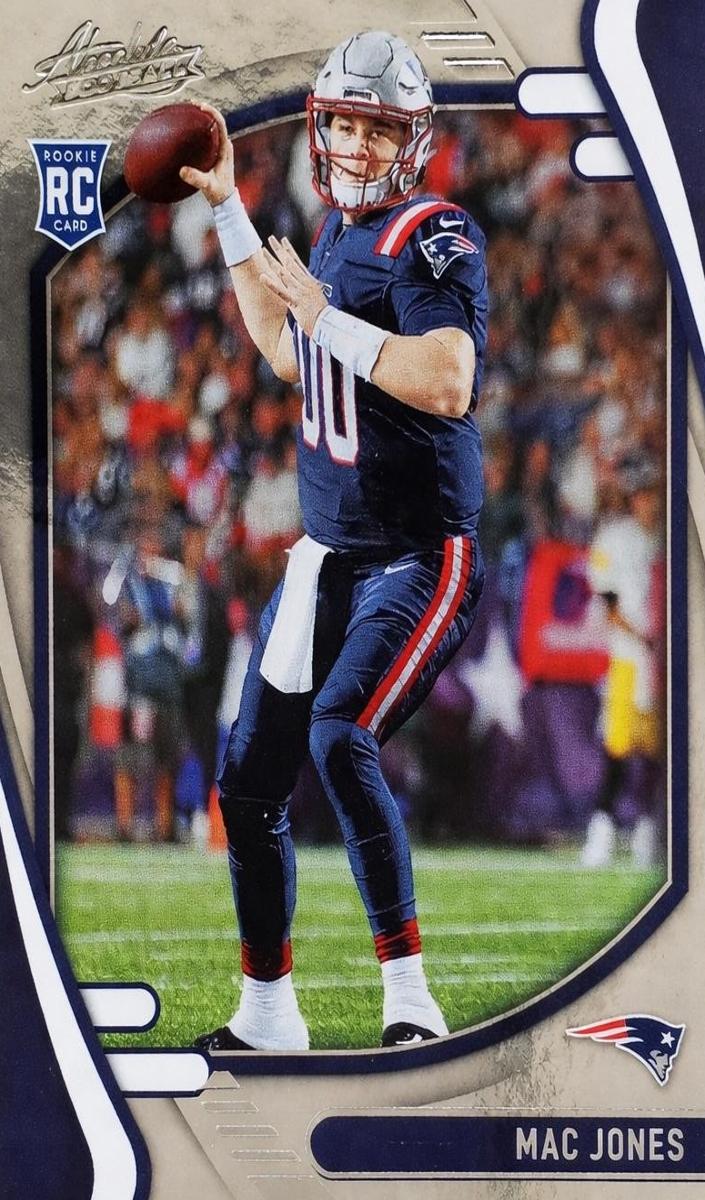 2021 Panini Absolute Football Mac Jones #109