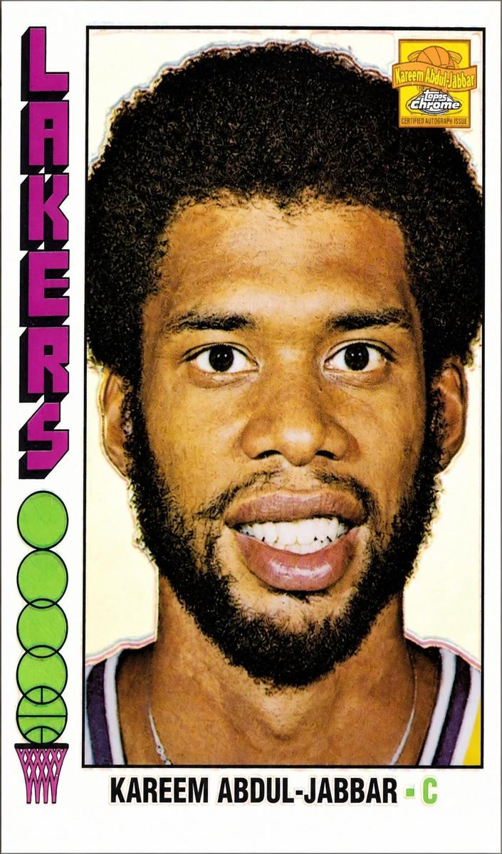 2001 Topps Chrome Basketball Refractor Kareem Abdul-Jabbar #8 PSA 8