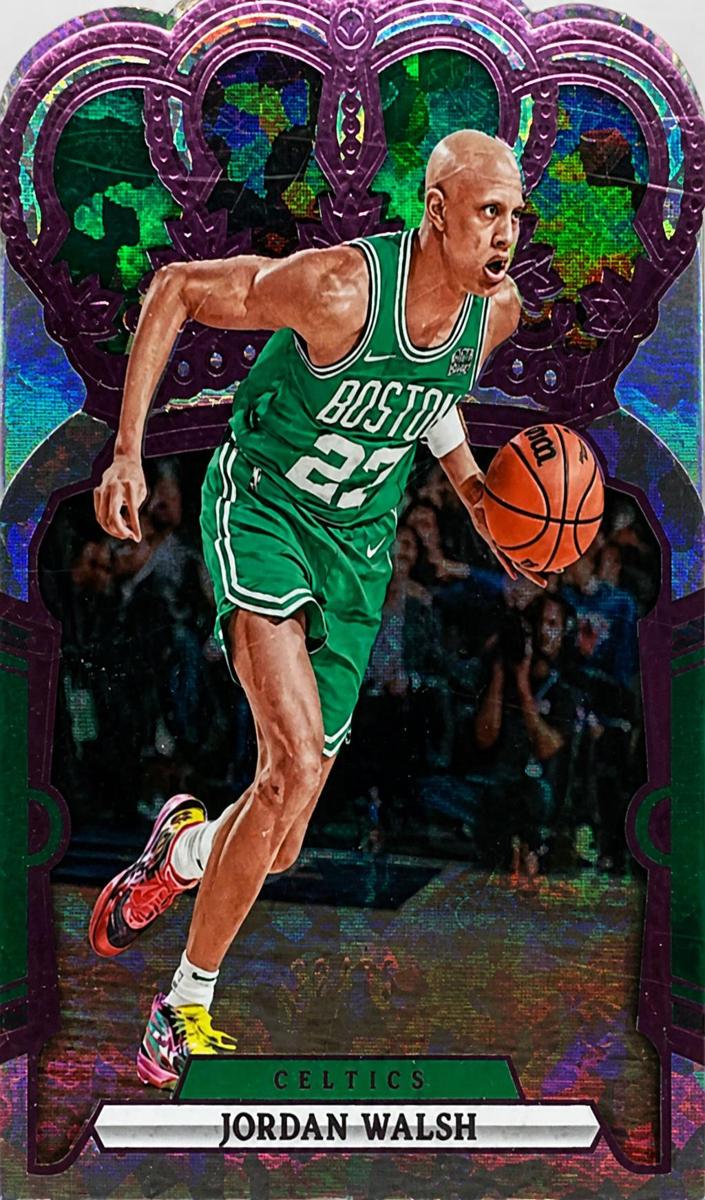 2023 Panini Crown Royale Basketball Crystal Pink Jordan Walsh #87