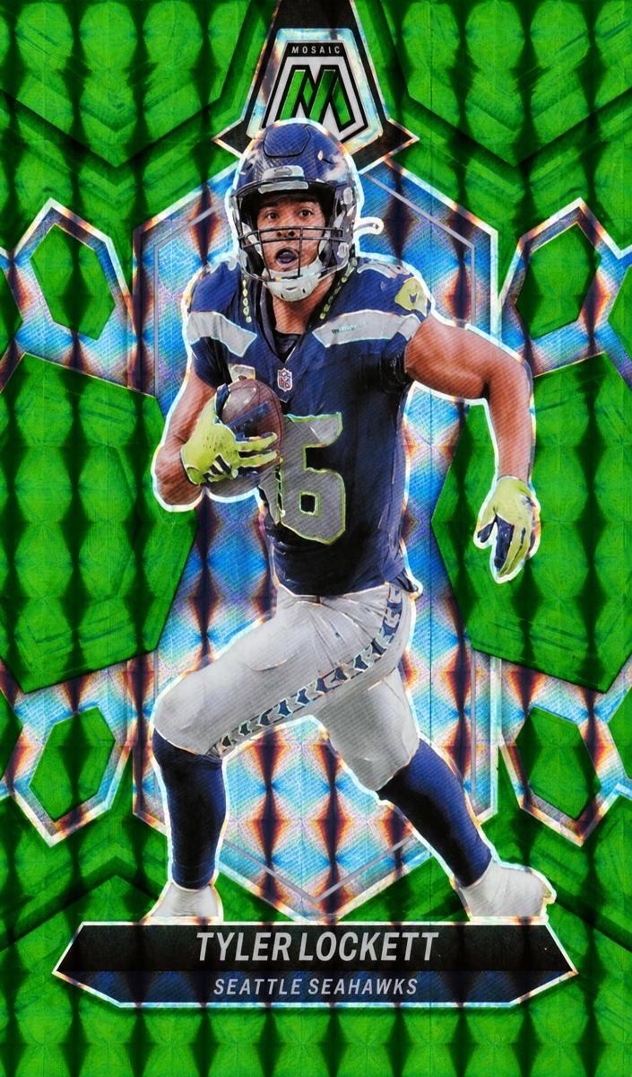2024 Panini Mosaic Football Green Tyler Lockett #200 PSA 10