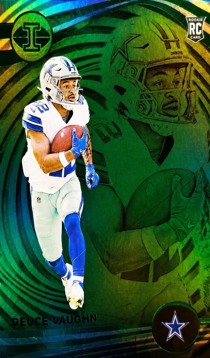 2023 Panini Illusions Football Trophy Collection Emerald Deuce Vaughn #31