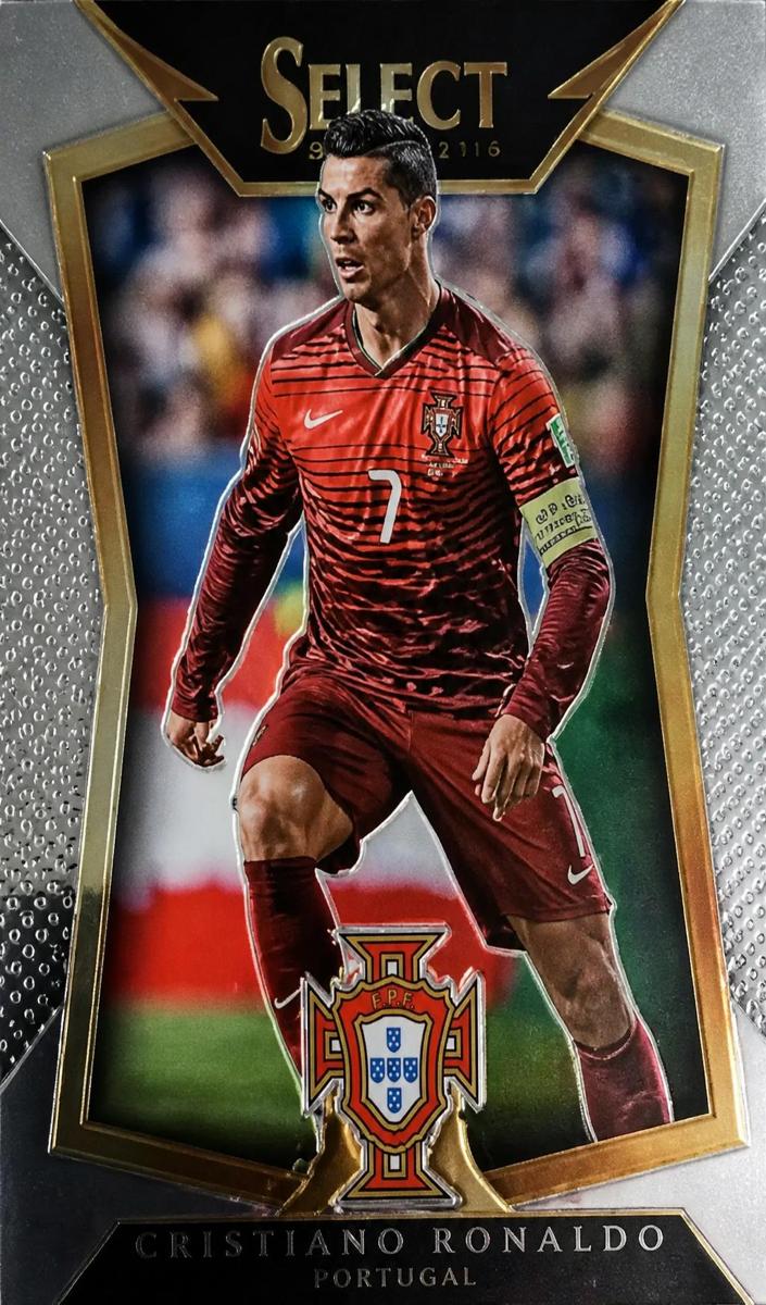2015 Panini Select Soccer Red Jersey Cristiano Ronaldo #36 PSA 9