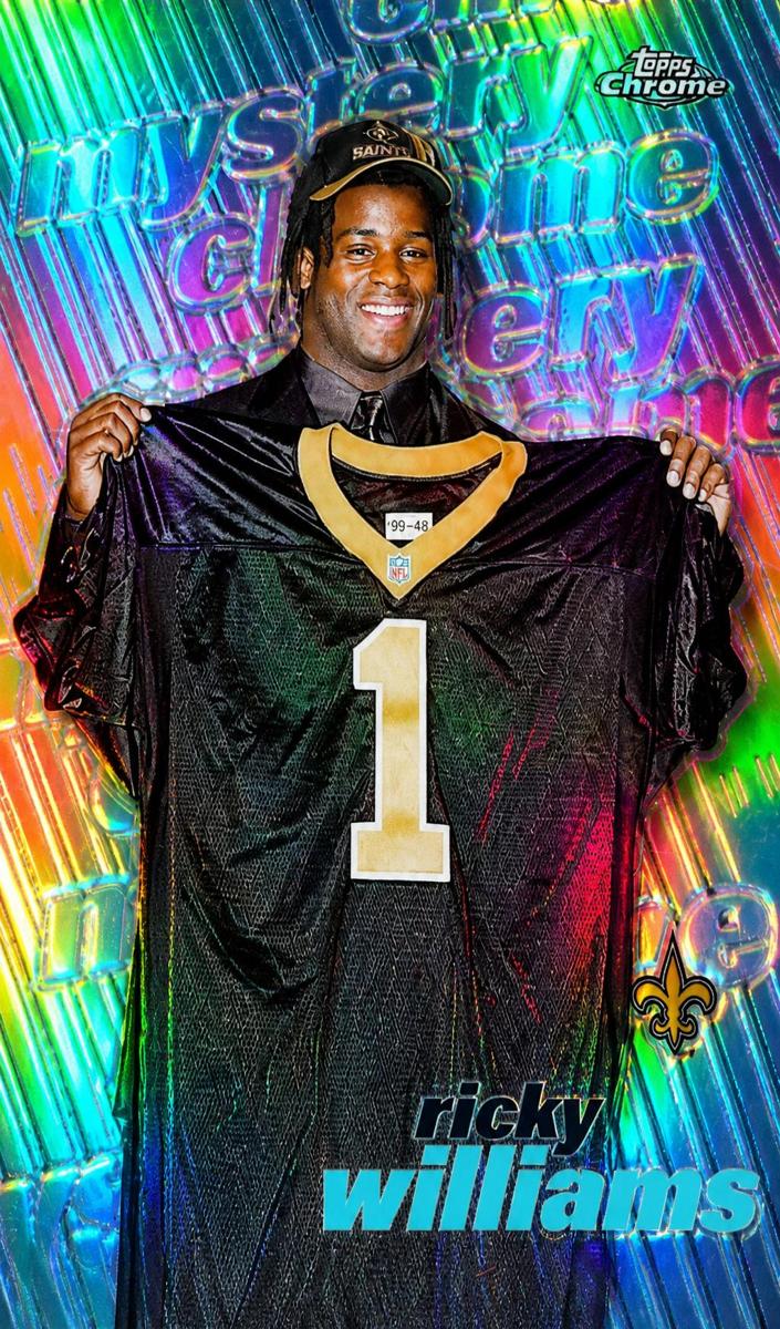1999 Topps Football Refractor Ricky Williams #M16