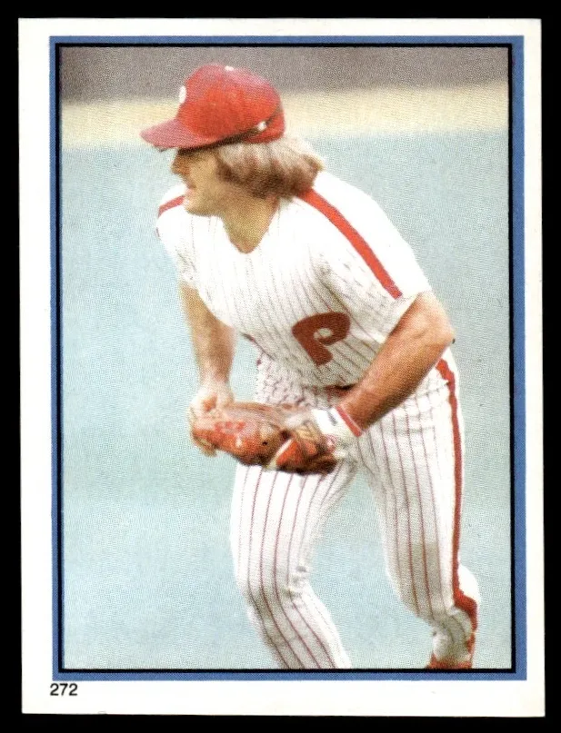 1983 O-Pee-Chee Stickers Baseball Pete Rose #272 PSA 8