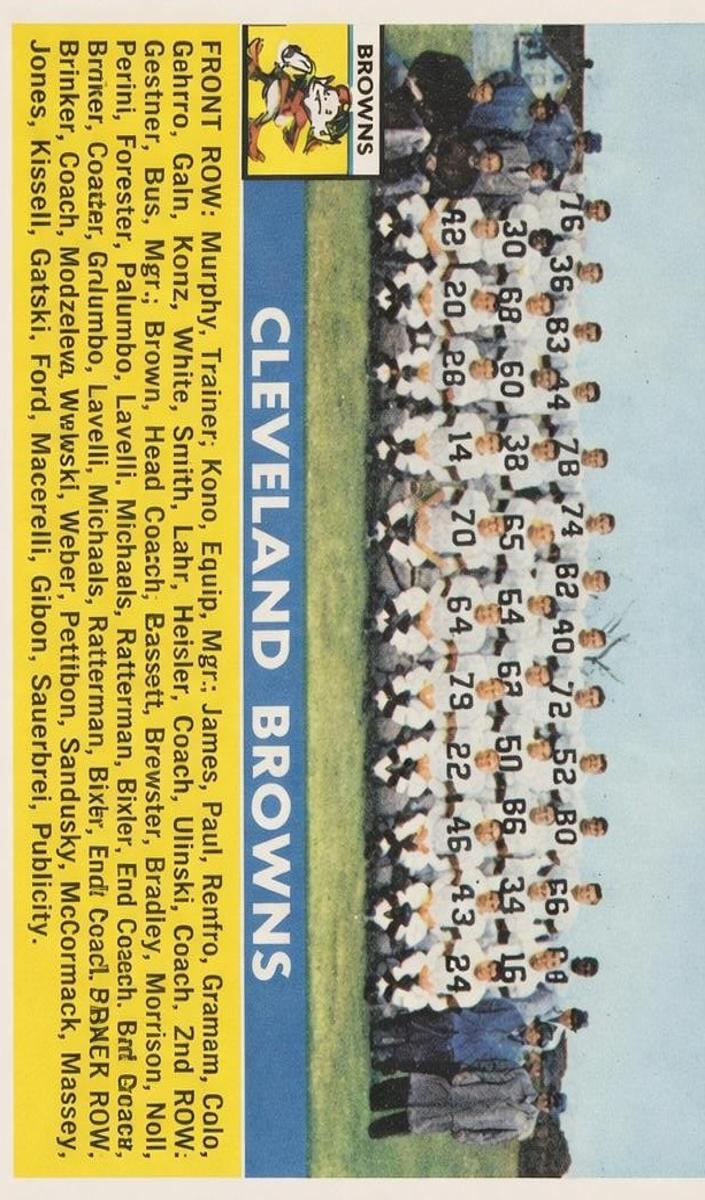 1956 Topps Football Cleveland Browns #45 PSA 7