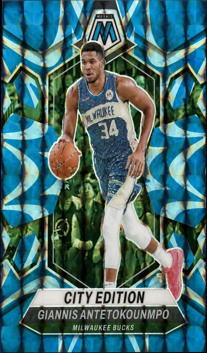 2023 Panini Mosaic Basketball Reactive Blue Giannis Antetokounmpo #279