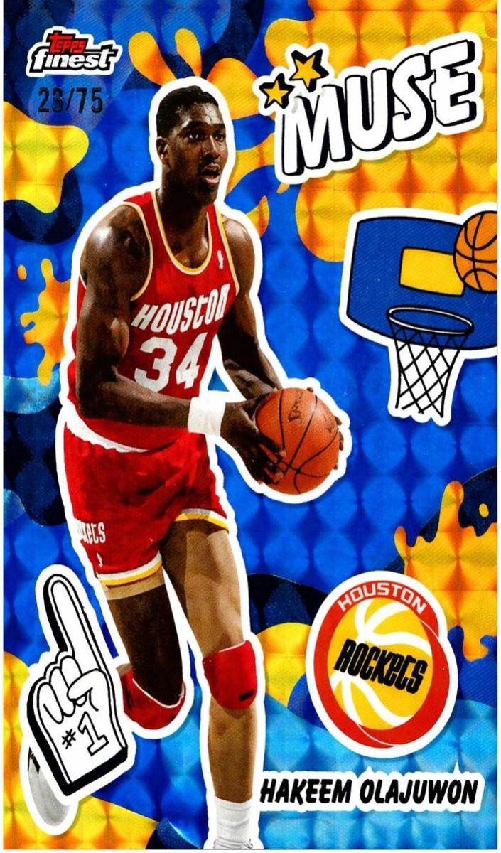 2025 Topps Finest Basketball Blue Geometric Refractor Hakeem Olajuwon #M-17 PSA 10