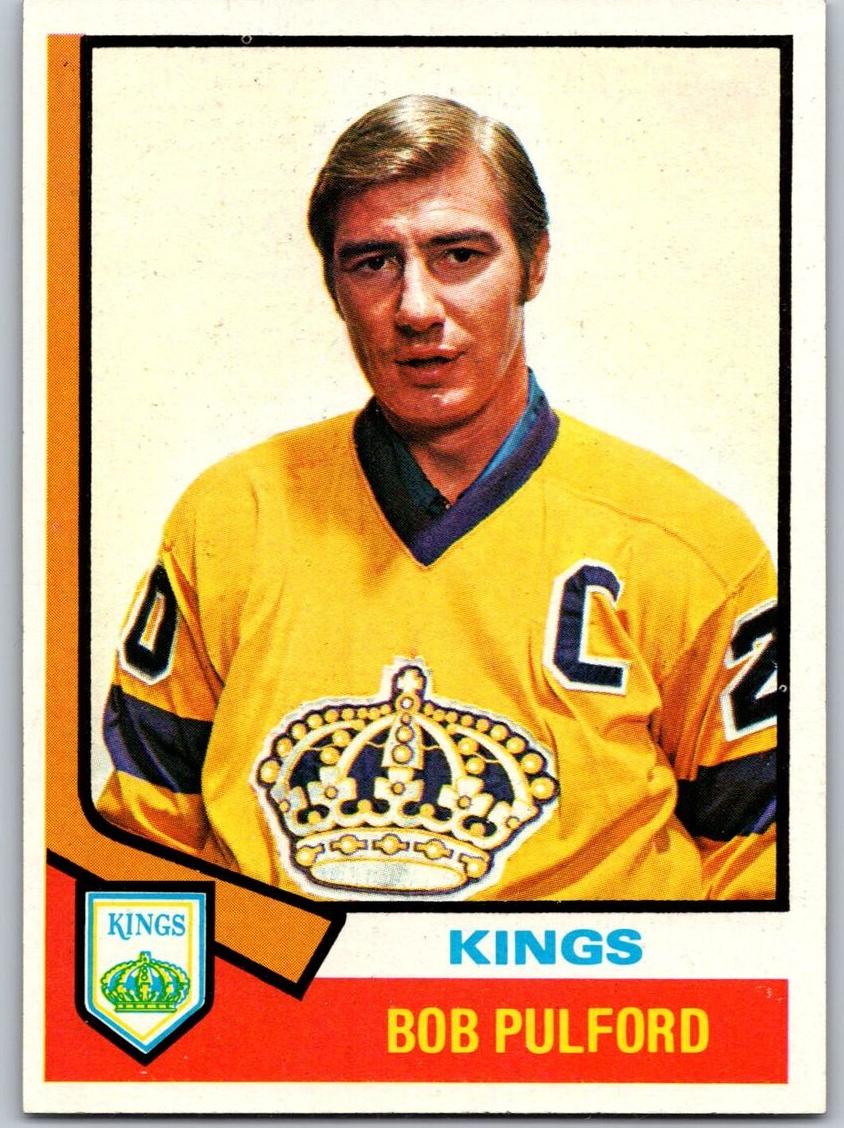 1974 Topps Hockey Bob Pulford #229 PSA 8