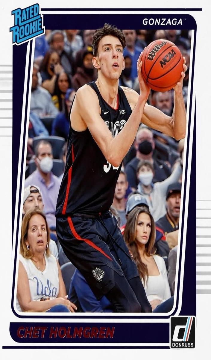 2022 Panini Chronicles Draft Picks Basketball Pink Chet Holmgren #1 PSA 10