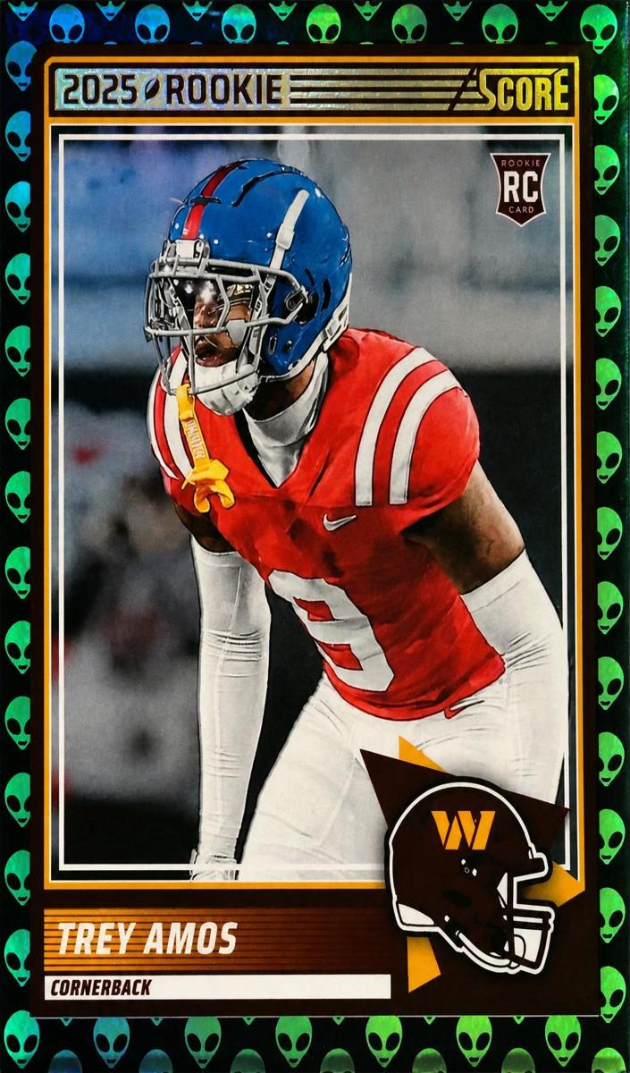2025 Panini Score Football Extraterrestrial Trey Amos #92