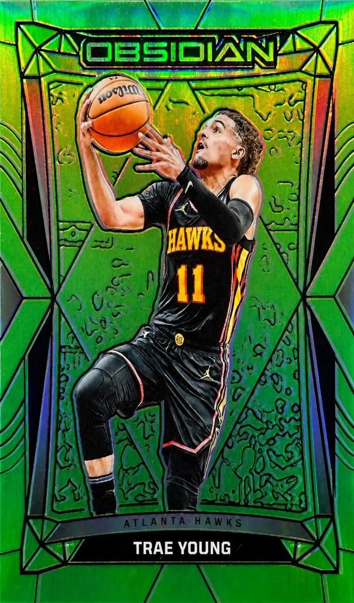 2023 Panini Obsidian Basketball Electric Etch Green Flood Trae Young #140 PSA 8.5