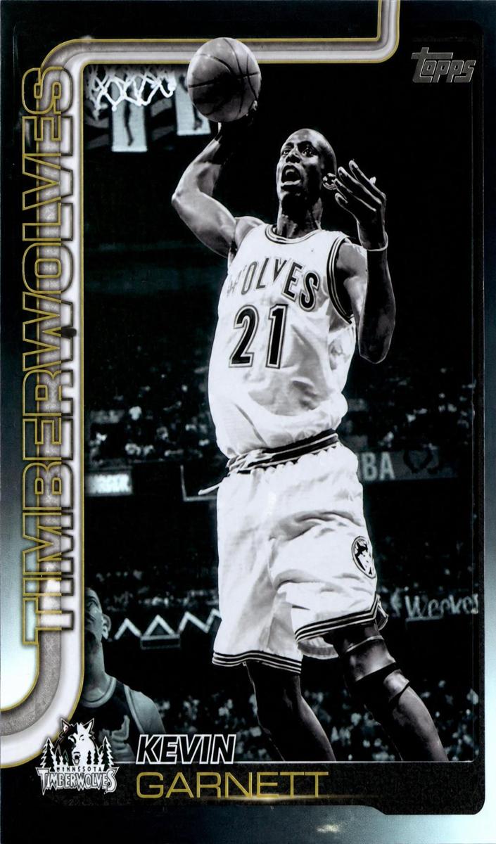 2025 Topps Basketball Blackout Kevin Garnett #254