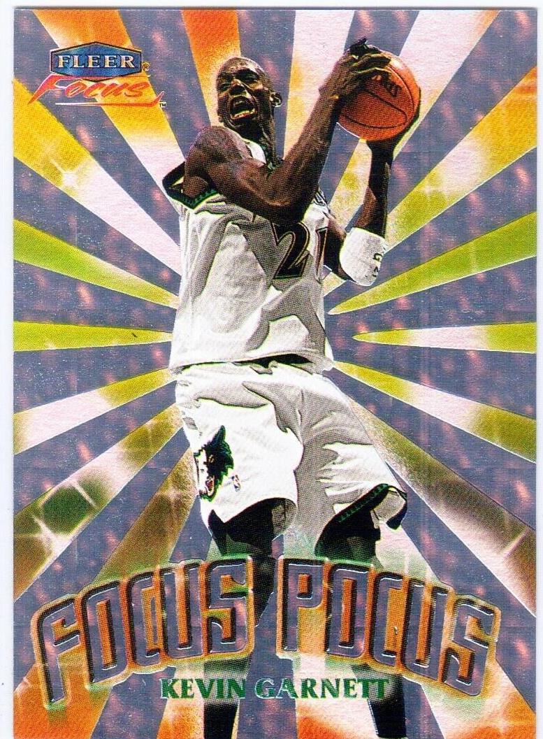 1999 Fleer Focus Basketball Kevin Garnett #6FP PSA 9