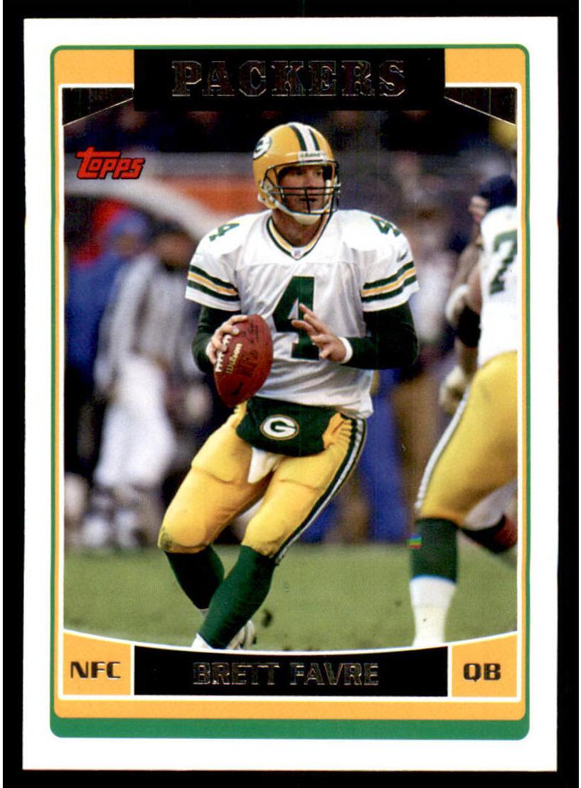 2006 Topps Football Brett Favre #200 PSA 9