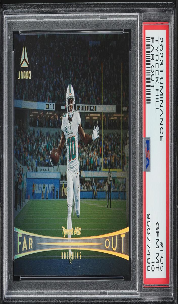 2023 Panini Luminance Football Tyreek Hill #FO-5 SGC 9.5