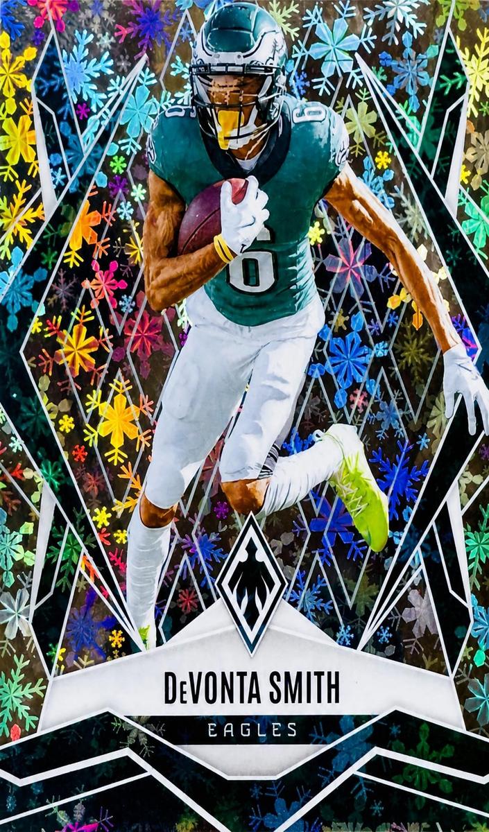 2025 Panini Phoenix Football Silver Winter DeVonta Smith #12