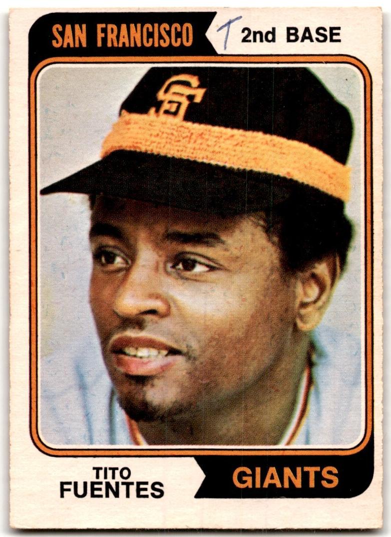 1974 O-Pee-Chee Baseball Tito Fuentes #305 PSA 6
