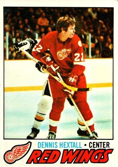 1977 Topps Hockey Dennis Hextall #197 PSA 9
