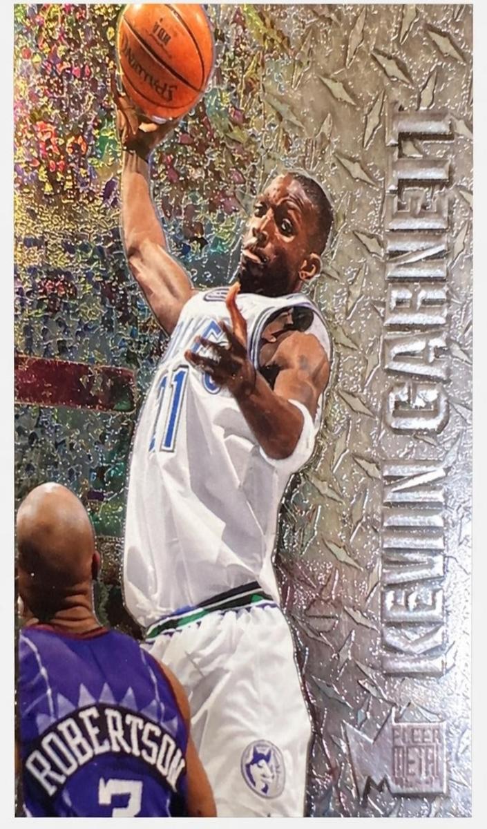 1996 Fleer Metal Basketball Kevin Garnett #58 PSA 9