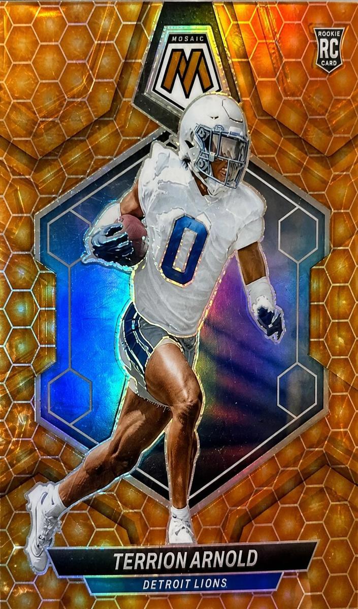 2024 Panini Mosaic Football Honeycomb Terrion Arnold #324