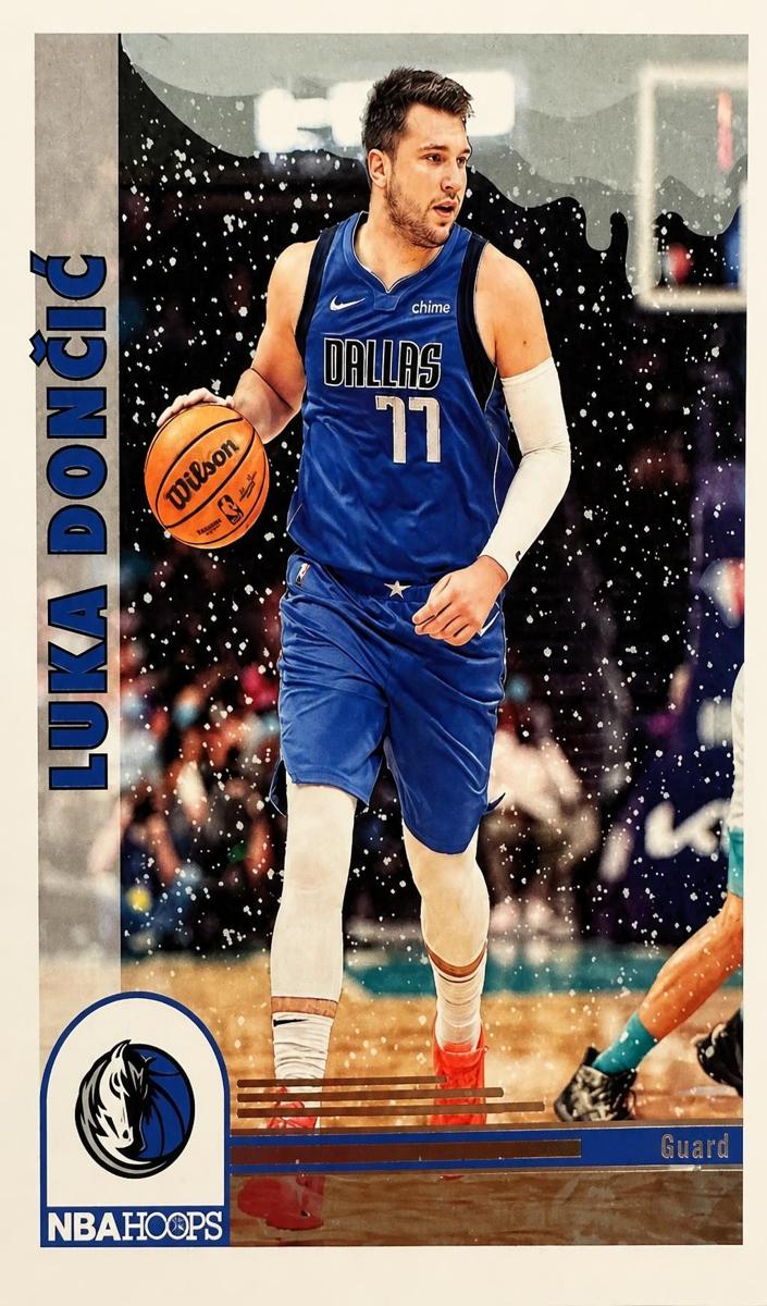 2022 Panini Hoops Basketball Winter Luka Doncic #293 BGS 8.5