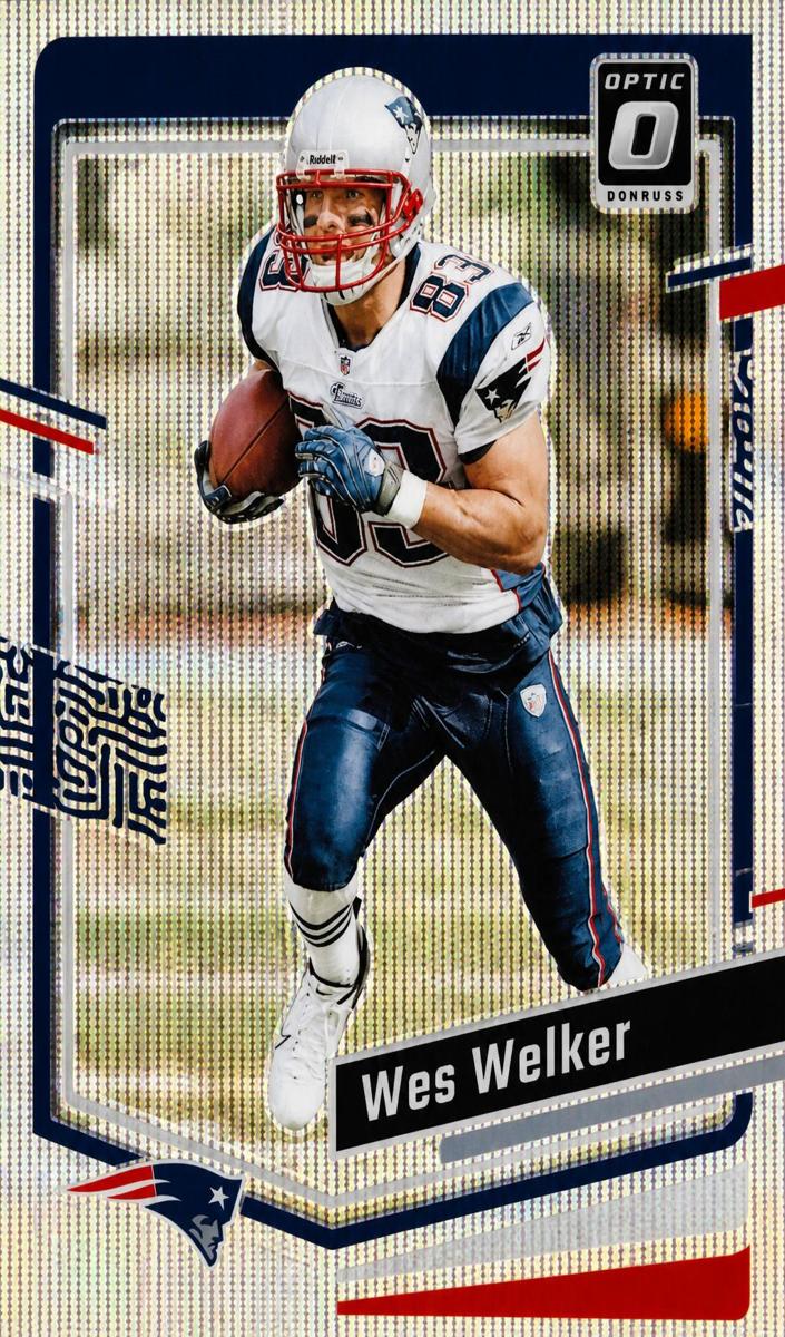 2023 Donruss Optic Football Wave Wes Welker #133