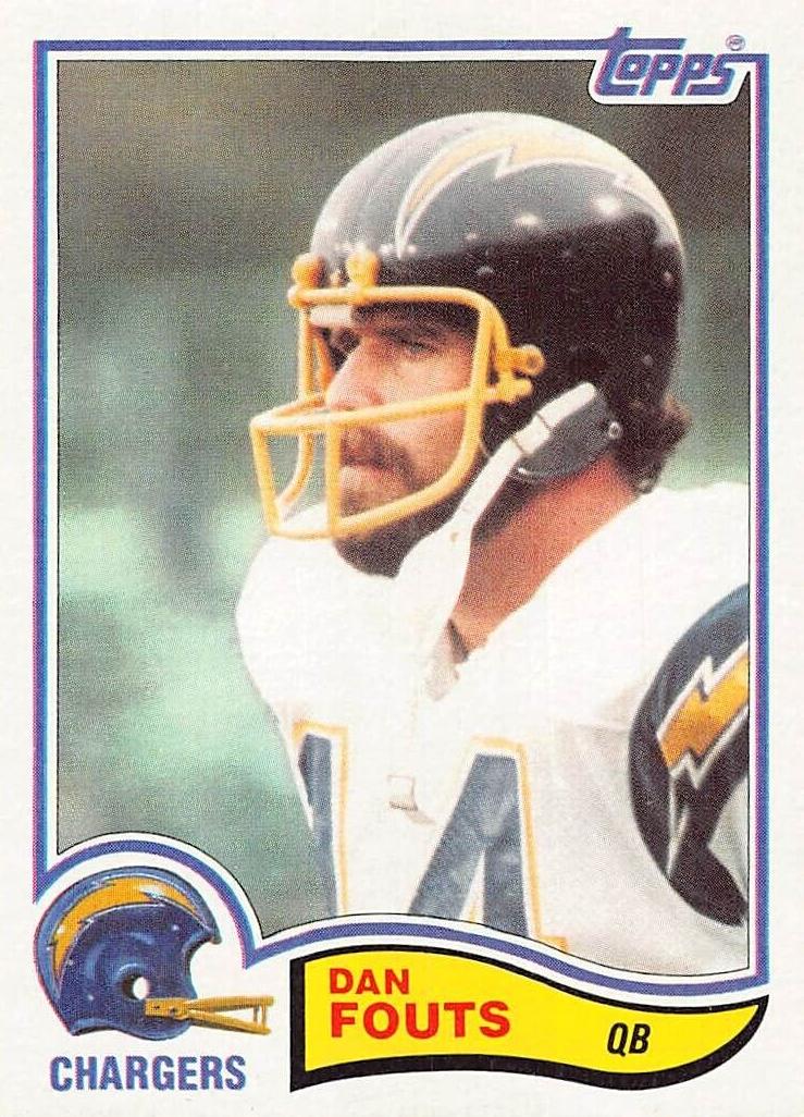 1982 Topps Football Dan Fouts #230 PSA 9