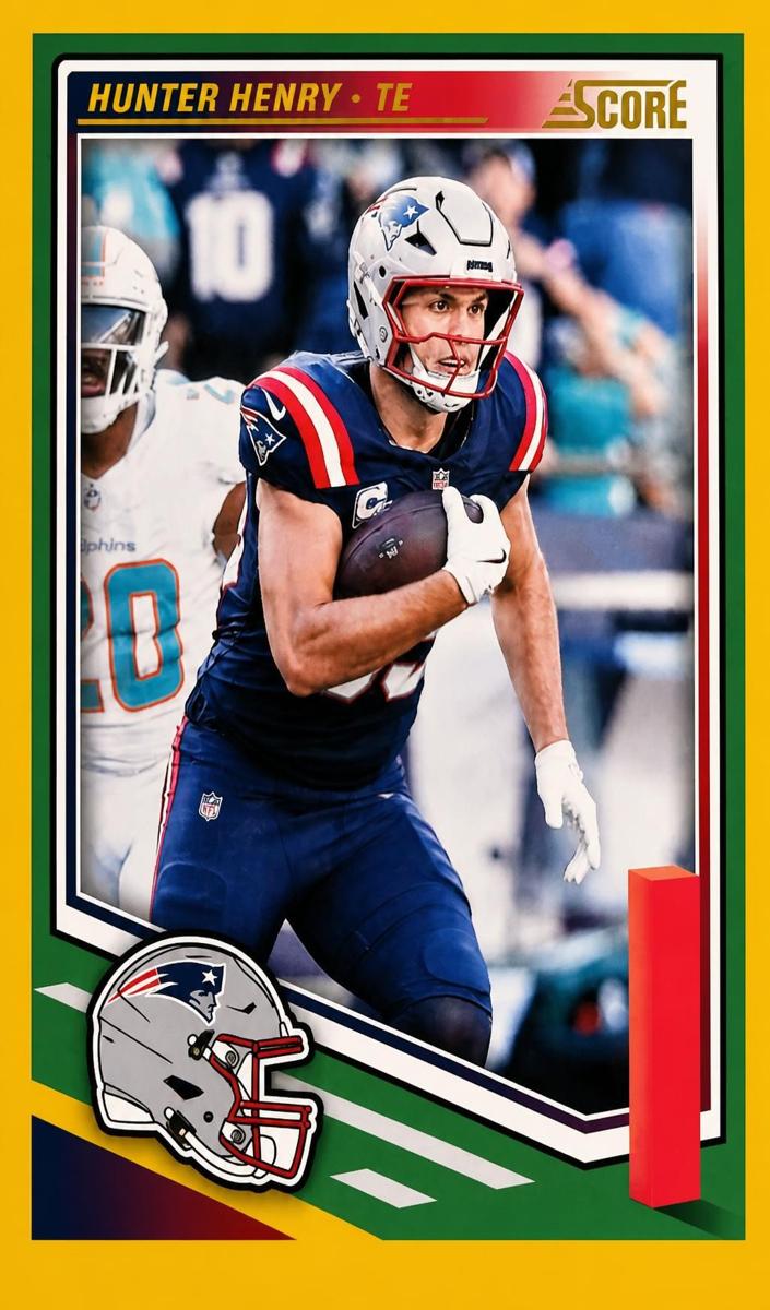 2025 Panini Score Football Orange Hunter Henry #249