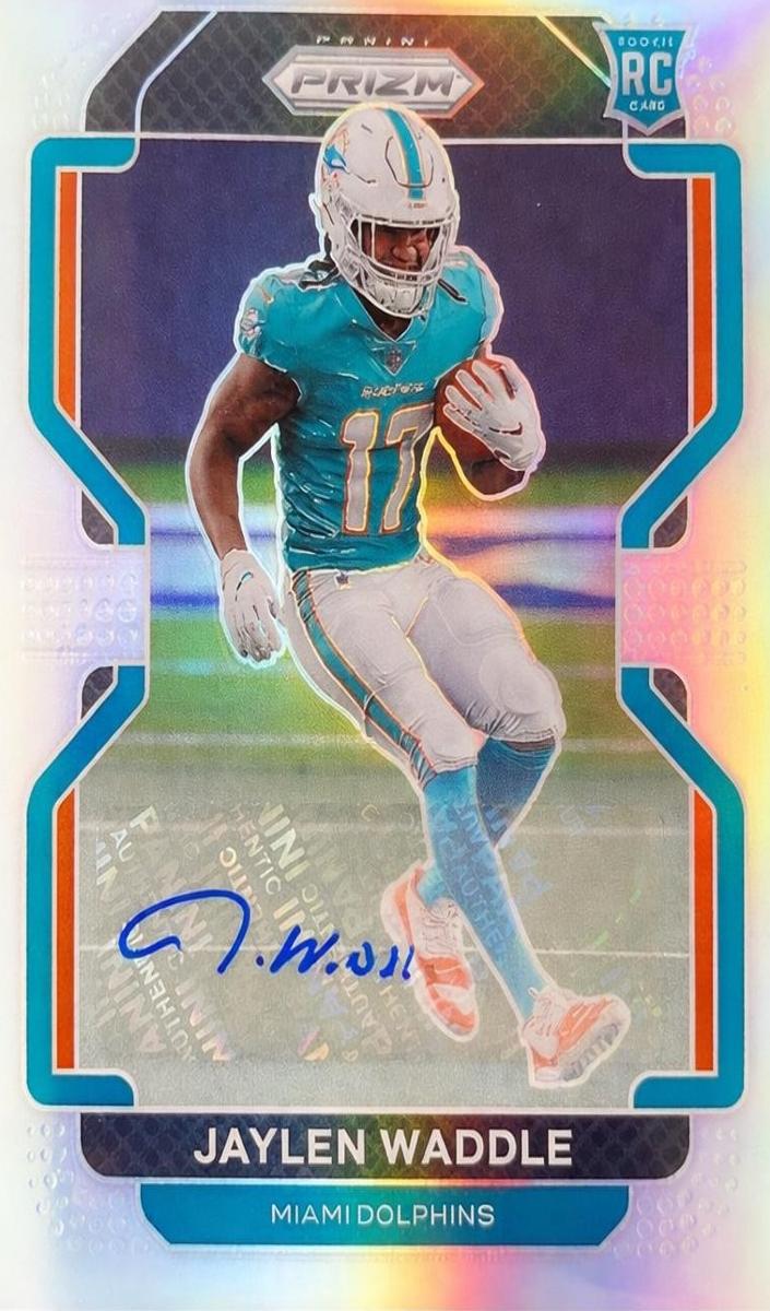 2021 Panini Prizm Football Jaylen Waddle #338 PSA 9