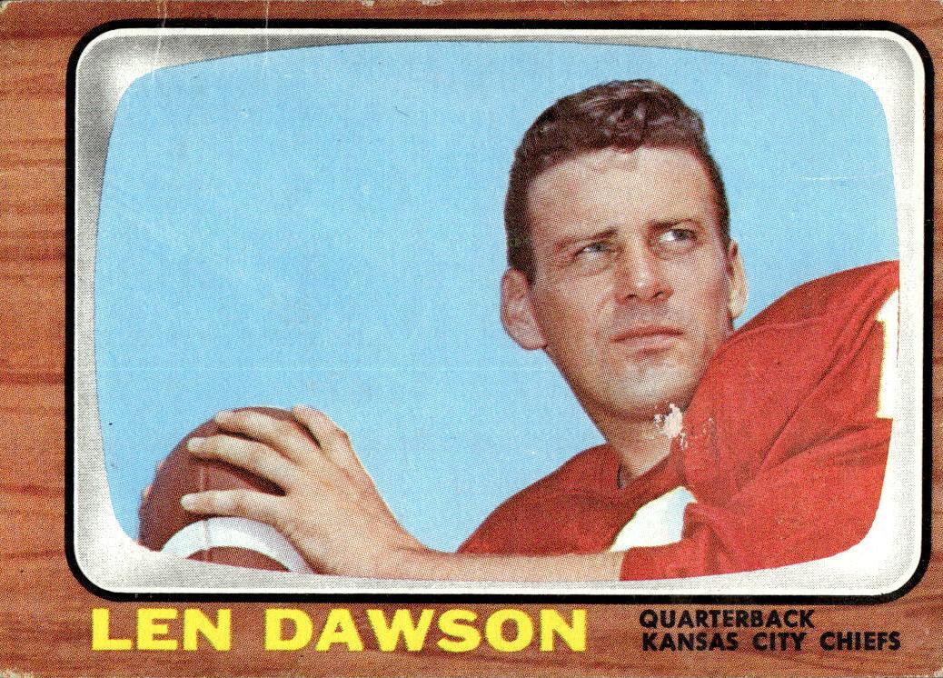 1966 Topps Football Len Dawson #67 PSA 8