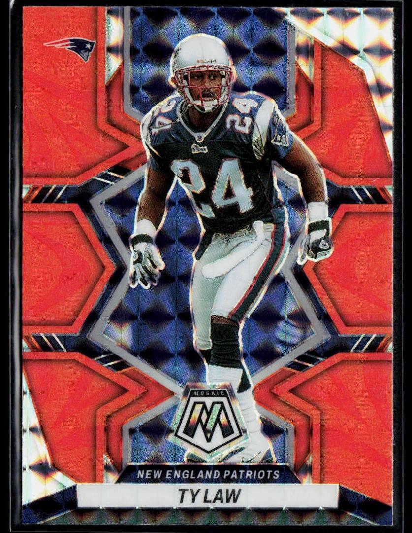 2022 Panini Mosaic Football Reactive Orange Ty Law #138 PSA 8.5