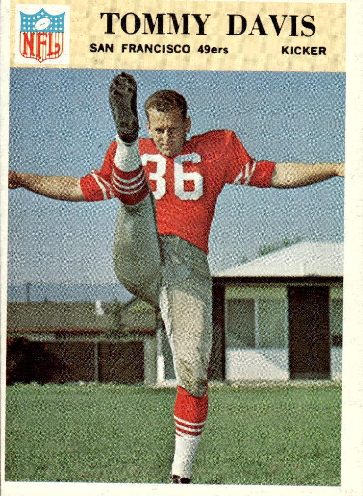 1966 Philadelphia Football Tommy Davis #176 PSA 6
