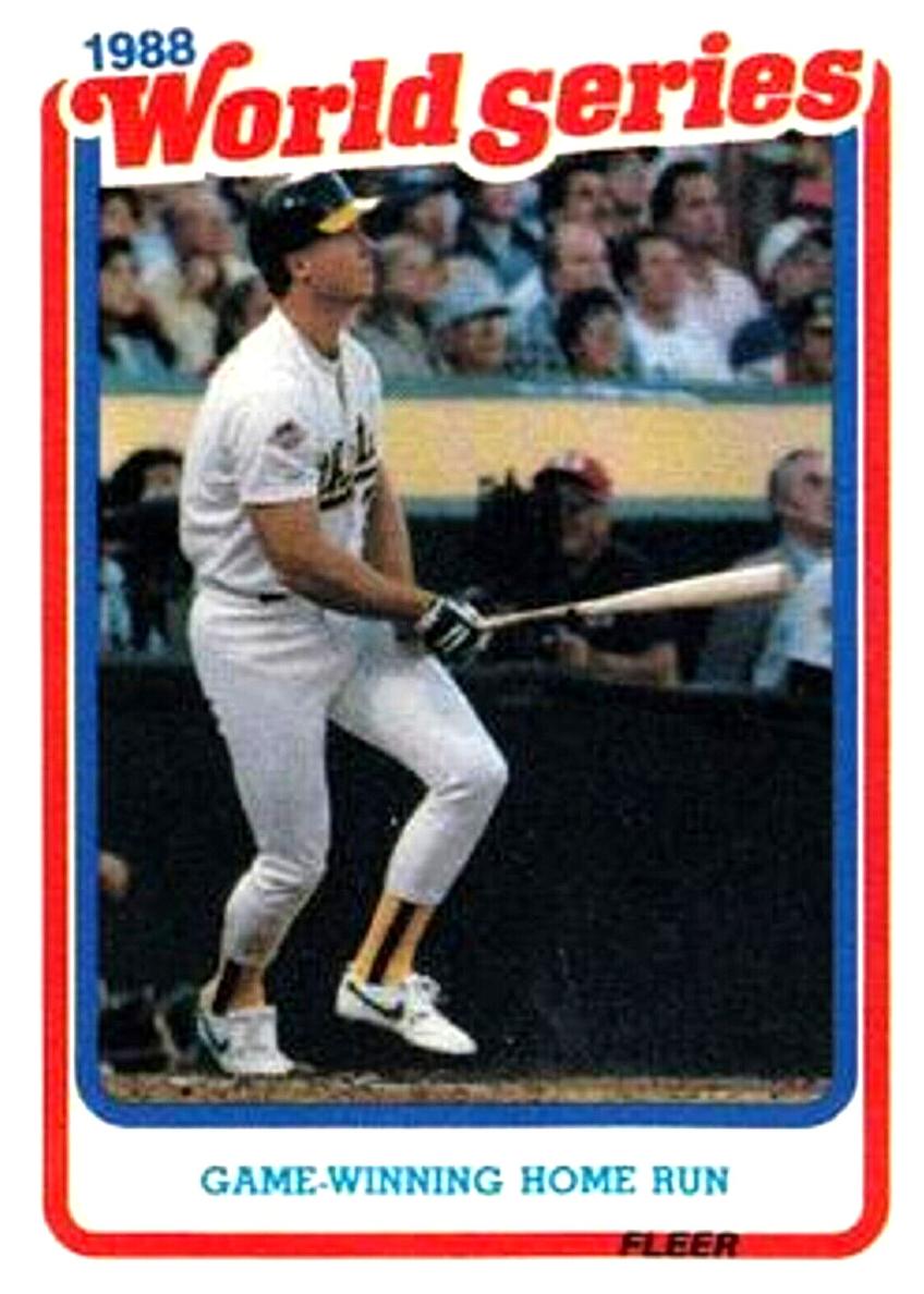 1989 Fleer Baseball Mark McGwire #8 PSA 9