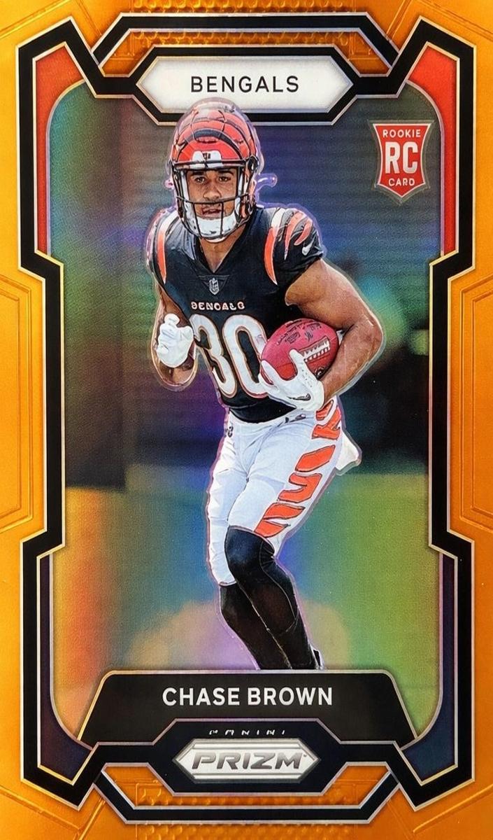 2023 Panini Prizm Football Orange Chase Brown #318