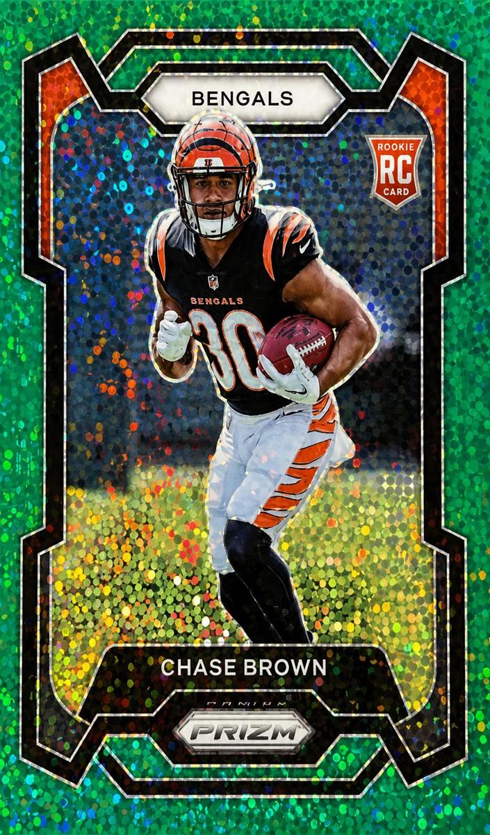 2023 Panini Prizm Football Green Sparkle Chase Brown #318 PSA 8.5