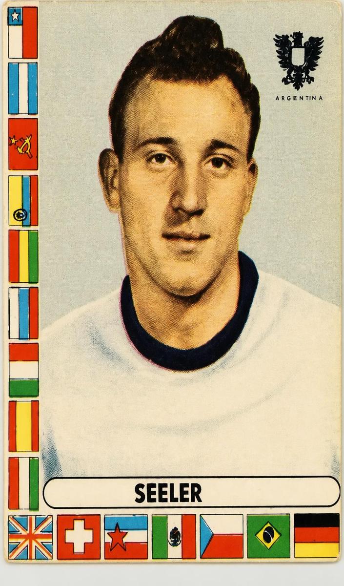 1962 Editora Vecchi Soccer Brazilian Seeler #37 SGC 4