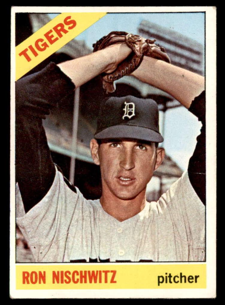 1966 Topps Baseball Ron Nischwitz #38 PSA 7