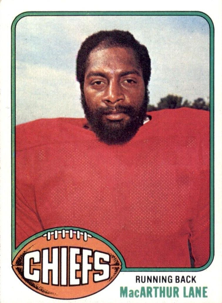 1976 Topps Football MacArthur Lane #184