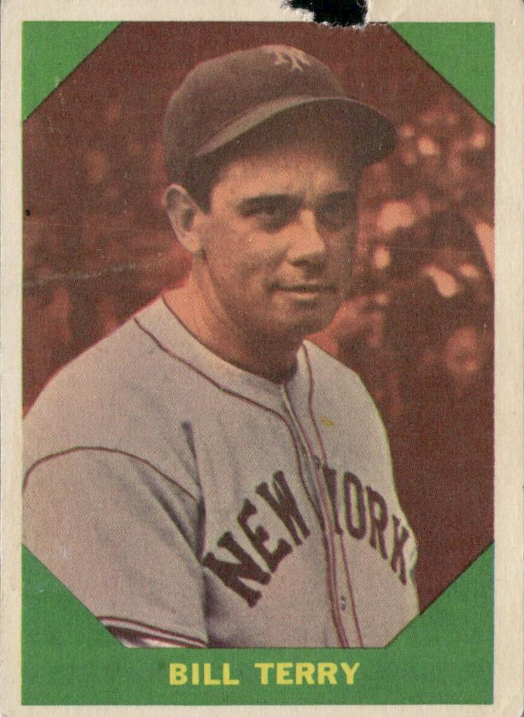 1960 Fleer Baseball Greats Baseball Bill Terry #52 SGC 7.5
