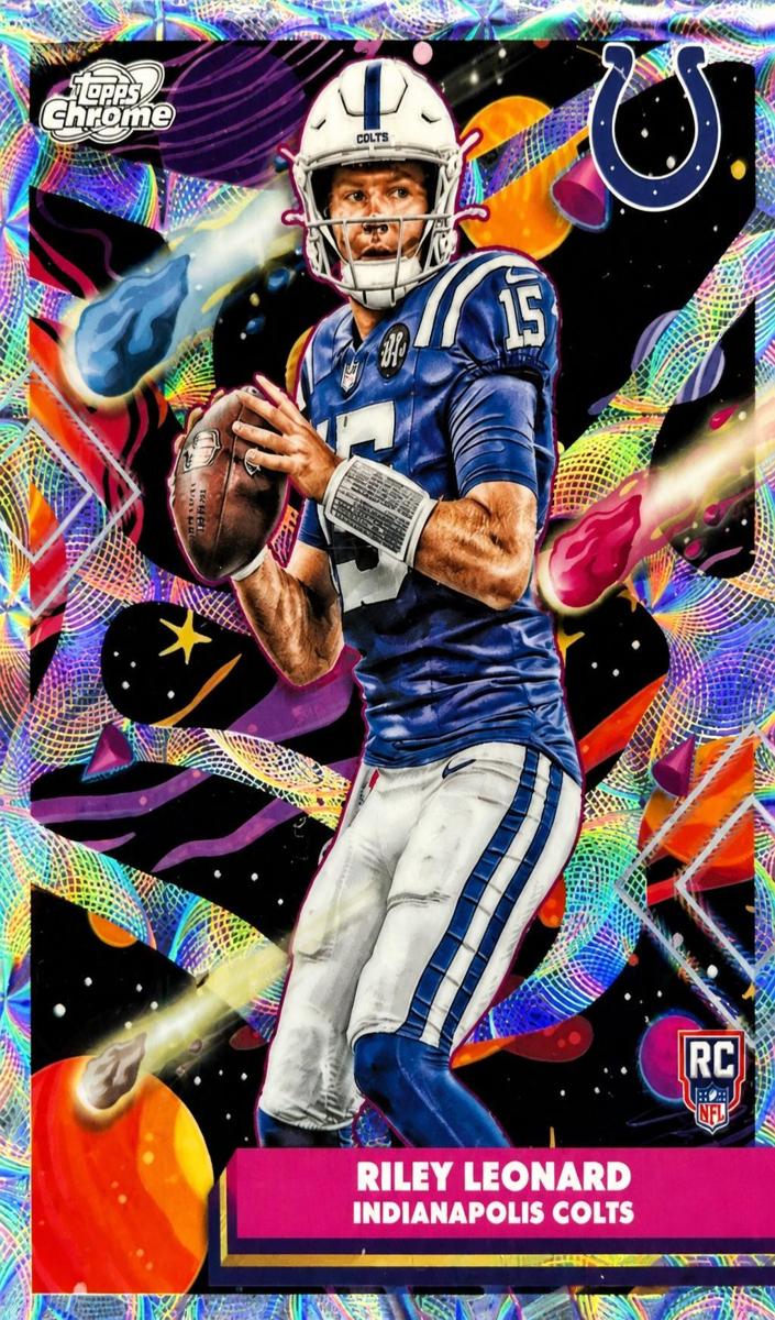 2025 Topps Cosmic Chrome Football Nucleus Refractor Riley Leonard #145