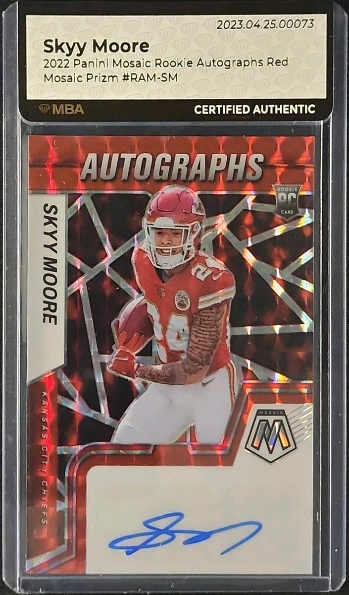2022 Panini Mosaic Football Red Skyy Moore #RAM-SM PSA 10