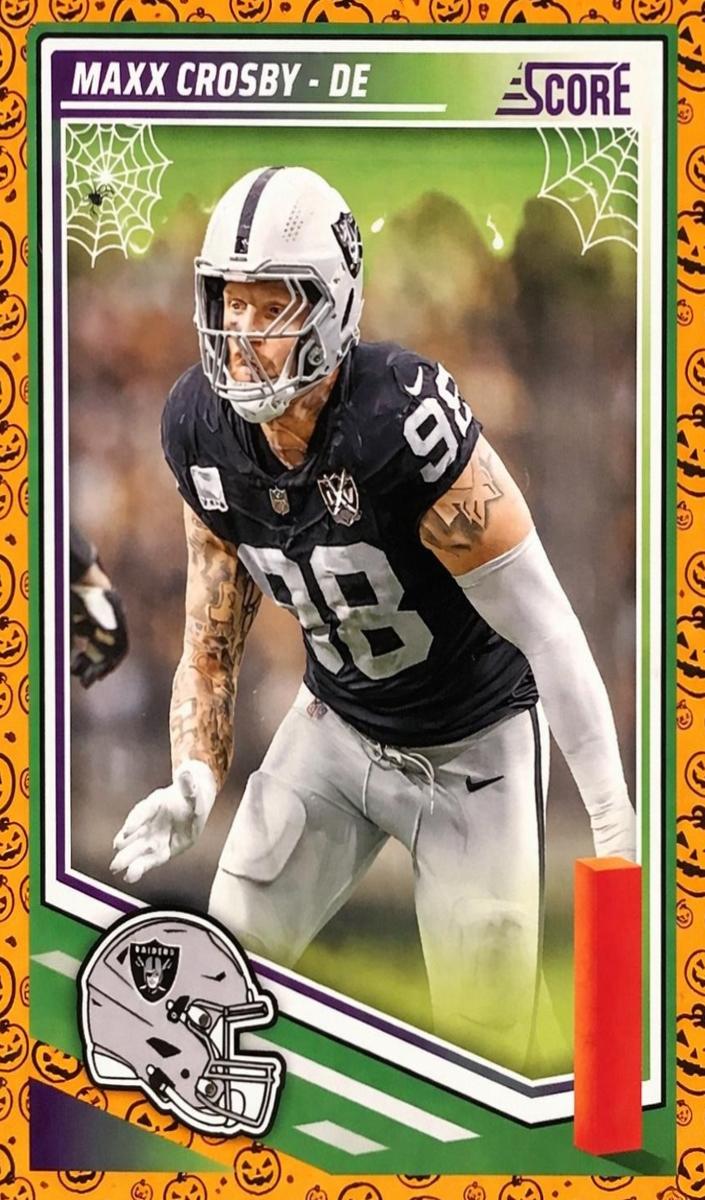 2025 Panini Score Football Pumpkin Maxx Crosby #206