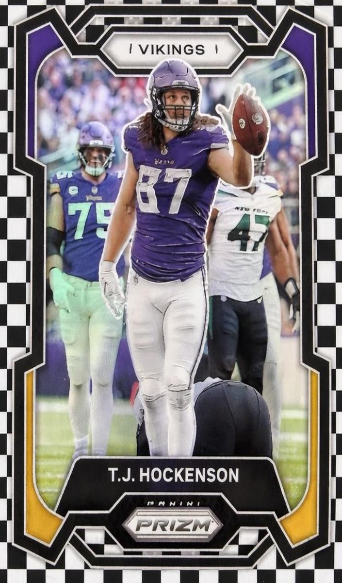 2023 Panini Prizm Football Black and White Checker T.J. Hockenson #198