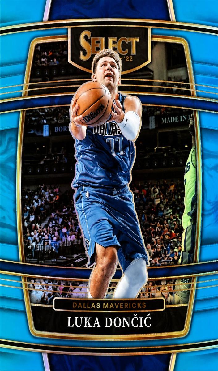 2021 Panini Select Basketball Light Blue Prizm Luka Doncic #12 PSA 9