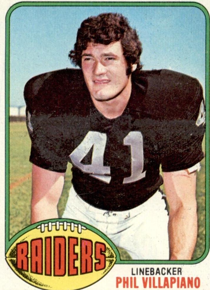 1976 Topps Football Phil Villapiano #198 PSA 7