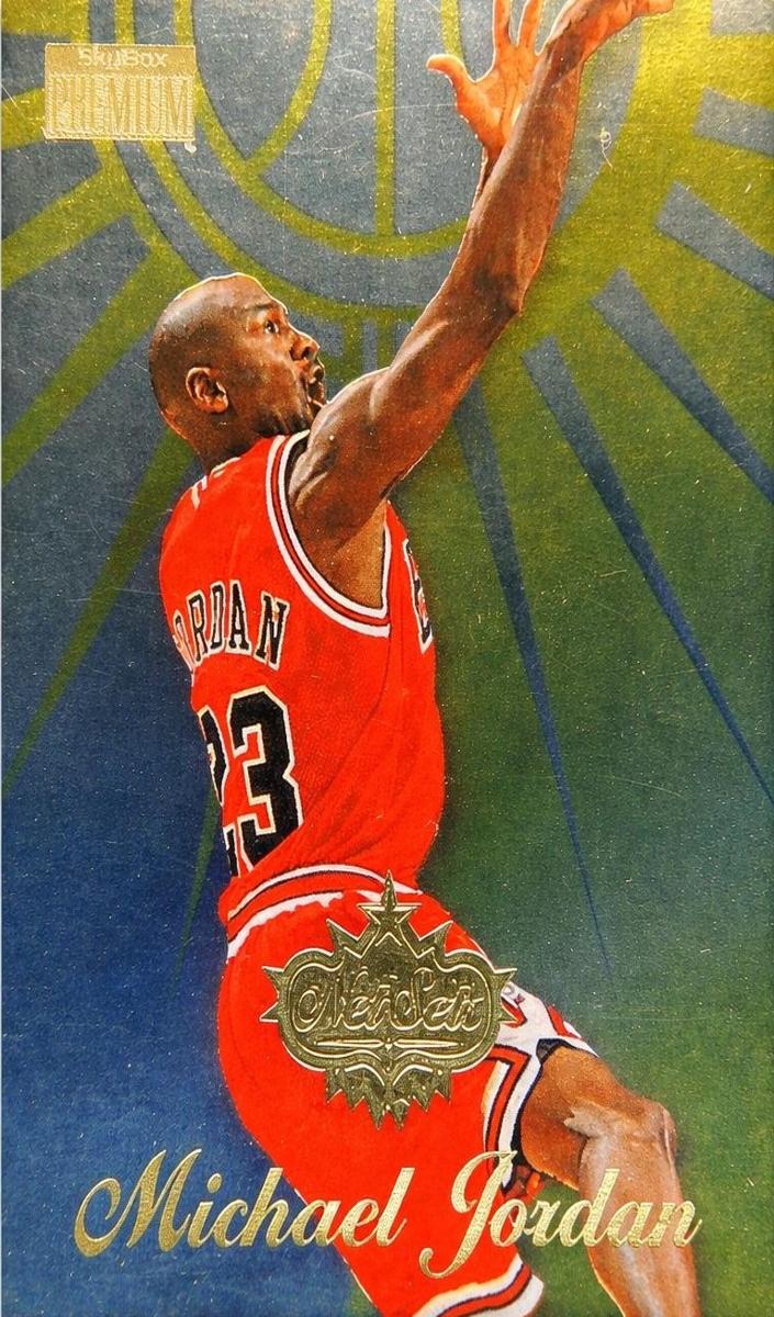1996 Skybox Premium Basketball Michael Jordan #8 PSA 9