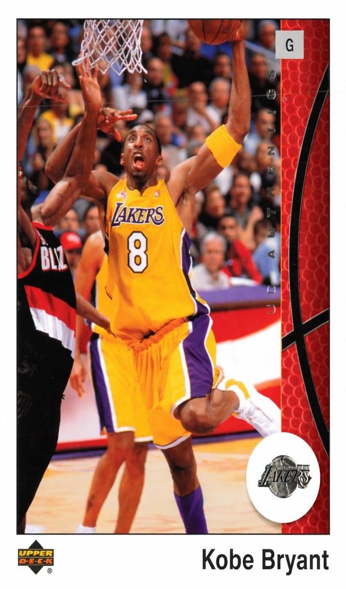 2002 UD Authentics Basketball Kobe Bryant #35 PSA 9