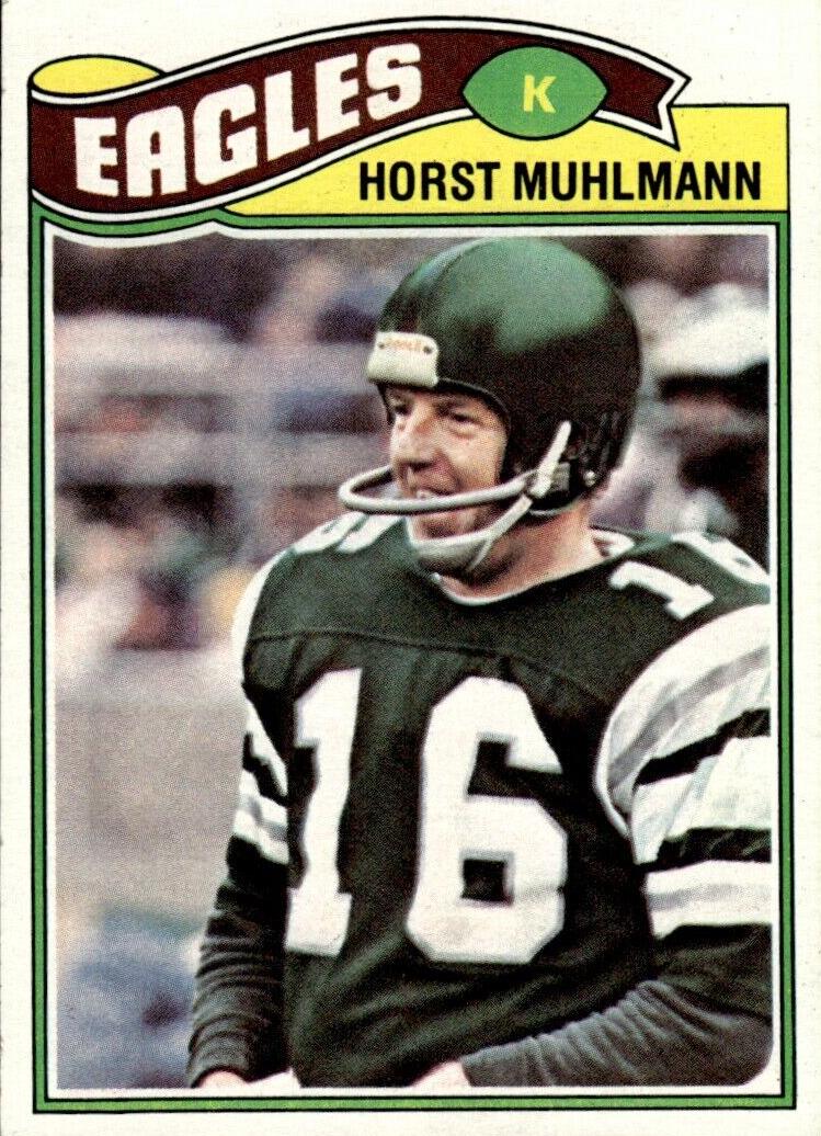 1977 Topps Football Horst Muhlmann #23 PSA 9